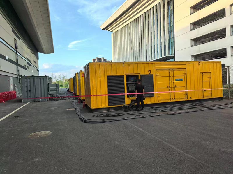 常州柴油发电机冬季保养注意事项?