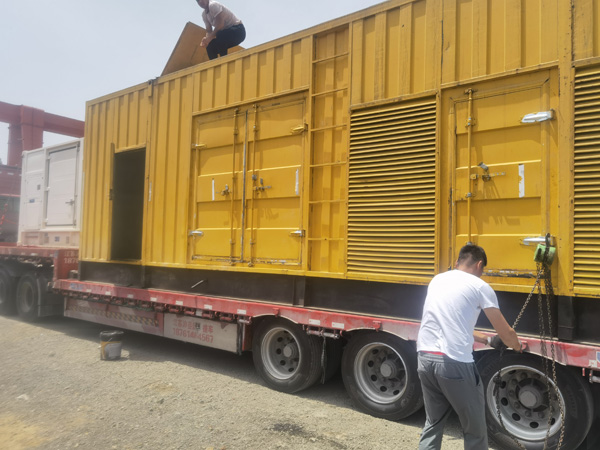 常州发电机出租100KW发电机需要什么规格的电缆线?